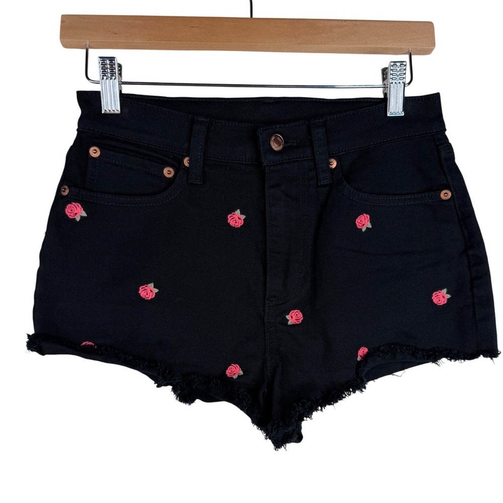 Pink by Victoria's Secret Floral/Rose Embroidery Cutoff Shorts size 4 Black/Red